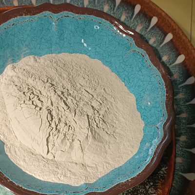 多彩な尿素のホルムアルデヒドの接着剤は99.85%純度のcyanurotriamideを粉にする