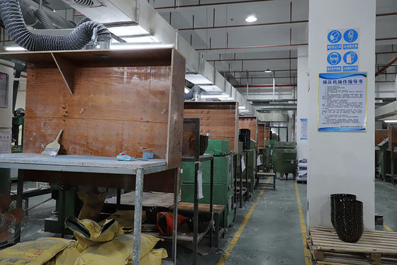 低いホルムアルデヒドの内容が付いている耐熱性メラミン成形粉