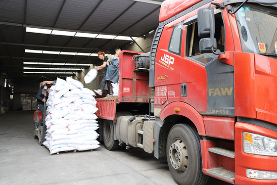 PH 7.5-9.5のメラミン ディナー・ウェアの生産CAS 108-78-1のための純粋なメラミン粉