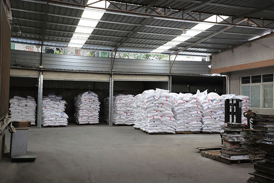 C3H6N6メラミン ディナー・ウェアの生産のための純粋なメラミン粉