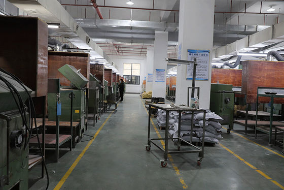 25KGS/BAG LG220のメラミン鋳造物の混合物はPH 7.5-9.5を粉にする