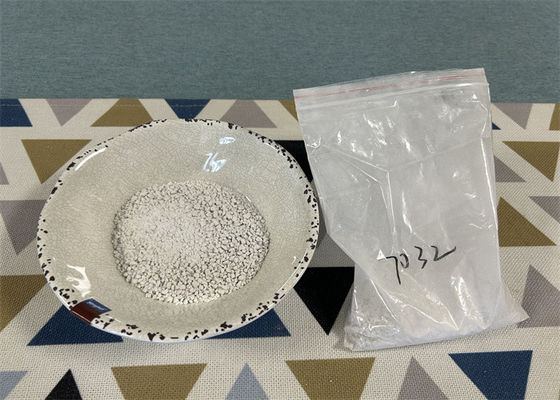 非有毒で純粋なメラミン正常な温度および圧力のための白い出現を粉にするため