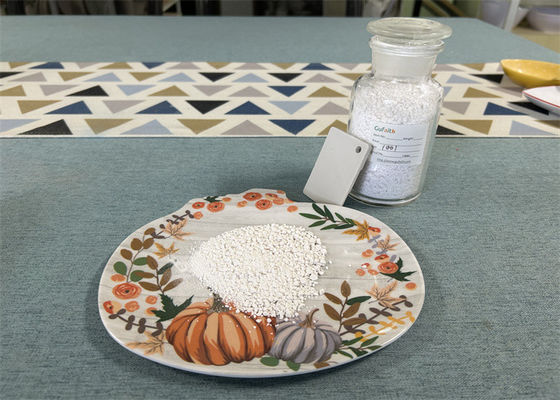 白尿素ホルマルデヒド樹脂粉 水に溶けない