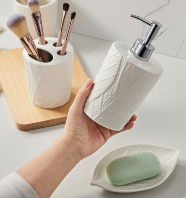 4 PC 白色セラミック歯ブラシホルダー 鉛のない