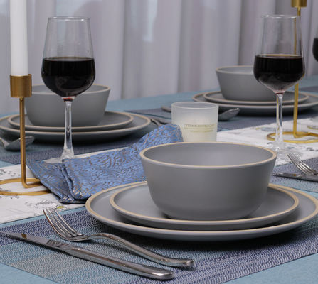 Gufaith 4 メラミンの食器セット プレートとボウル 12個