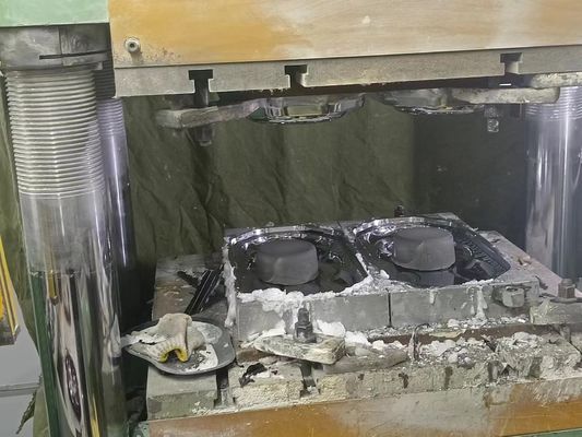 コンピュータ制御 メラミンのテーブルウェア 鋳造機械 オーダーメイド 模具 1 件 2 件 12 インチ メラミンのプレート 模具を作る