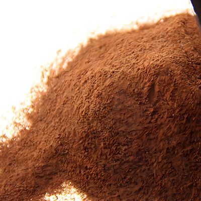 工業級 メラミンの工場サプライヤー 99.8%純度 中国 茶色の樹脂 CAS 108-78-1